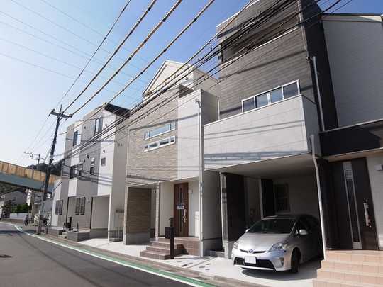 Local appearance photo