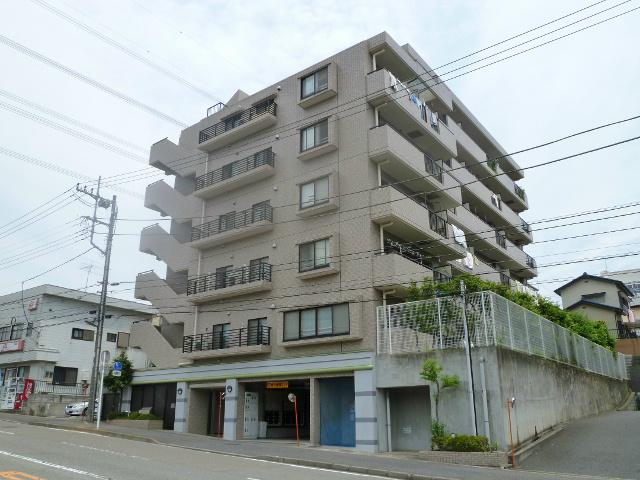Kanagawa Prefecture, Totsuka-ku, Yokohama-shi Naze-cho