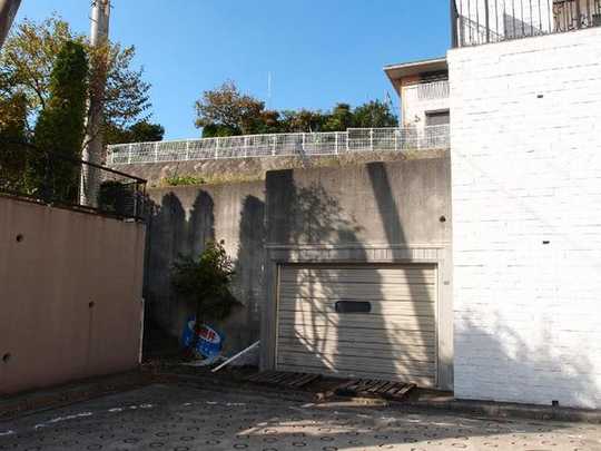 Local land photo. Local: Good day for facing the south road