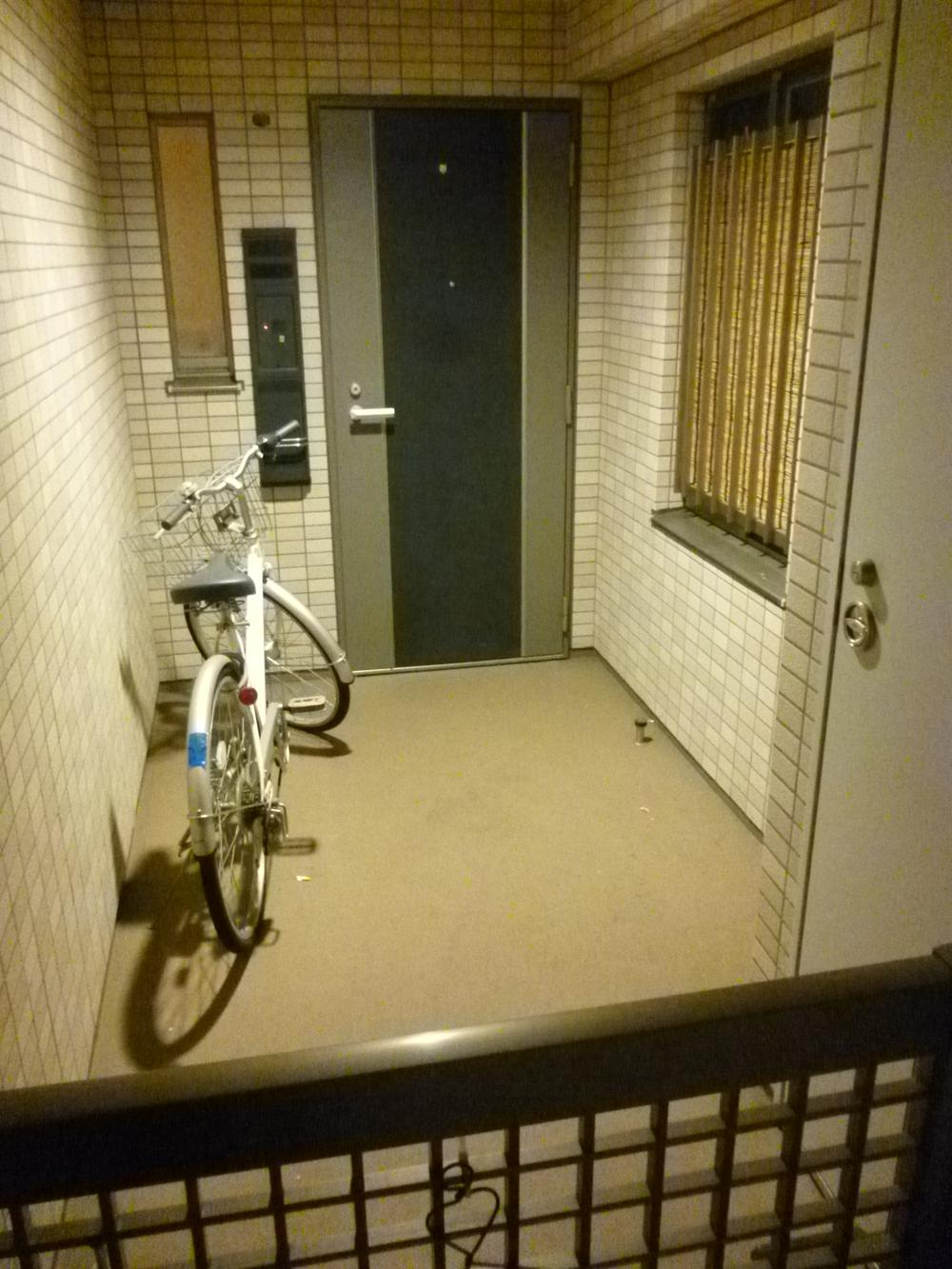Entrance. Entrance porch