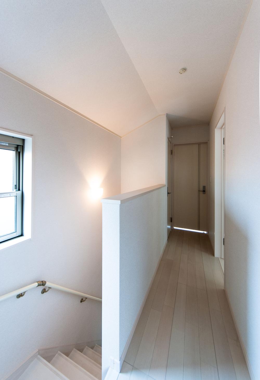 Other introspection. 2nd floor hall