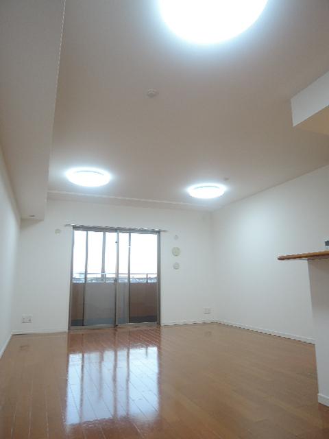 Living. Renovated