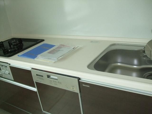 Kitchen. Indoor (September 2013) Shooting