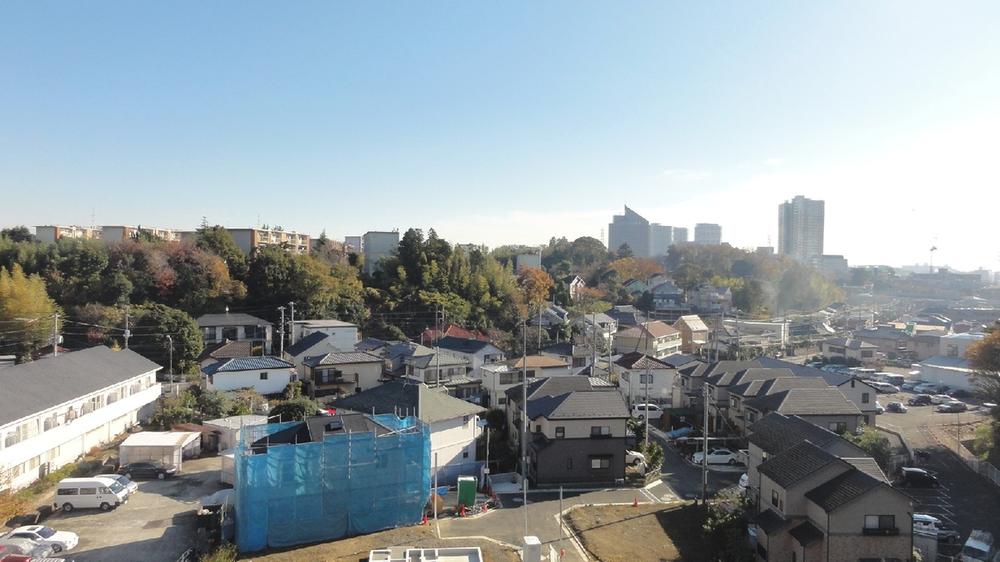 View photos from the dwelling unit. View from the site (December 2013) Shooting