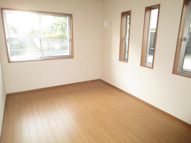 Non-living room.  [Building 2] Indoor (11 May 2013) Shooting