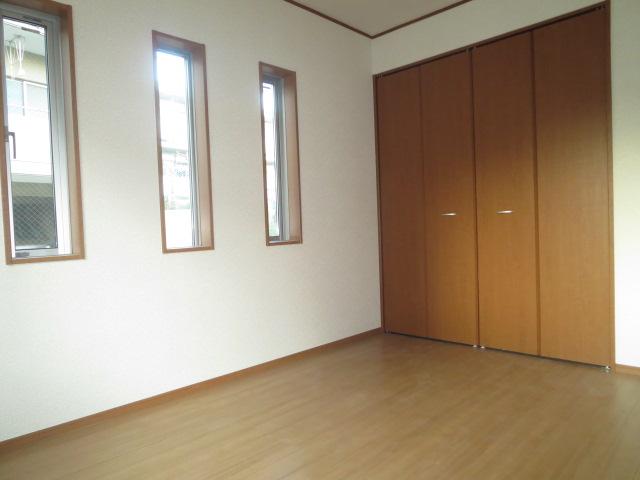 Non-living room.  [Building 2] Indoor (11 May 2013) Shooting