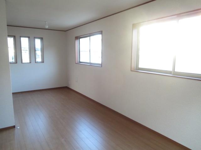 Living.  [Building 2] Indoor (11 May 2013) Shooting