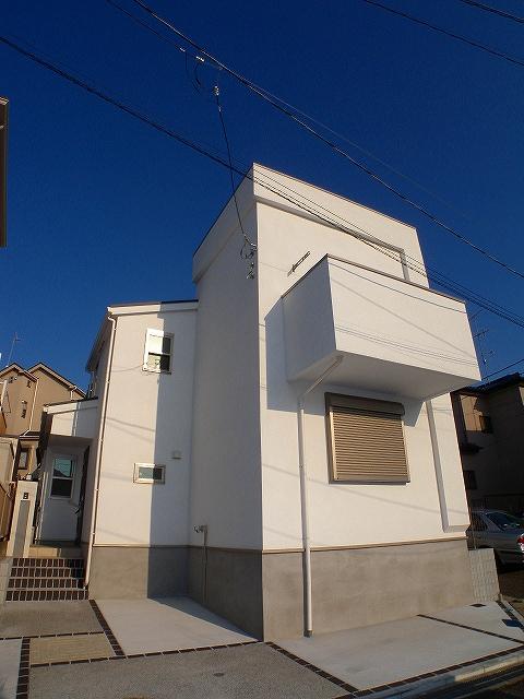 Local appearance photo. Local (12 May 2013) Shooting