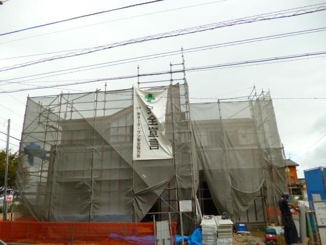 Local appearance photo. Local (10 May 2013) Shooting