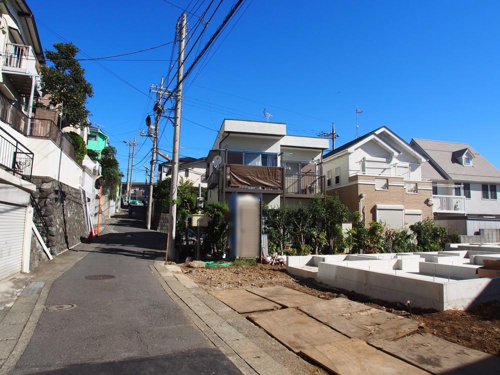 Local photos, including front road. Local (September 2013) Shooting