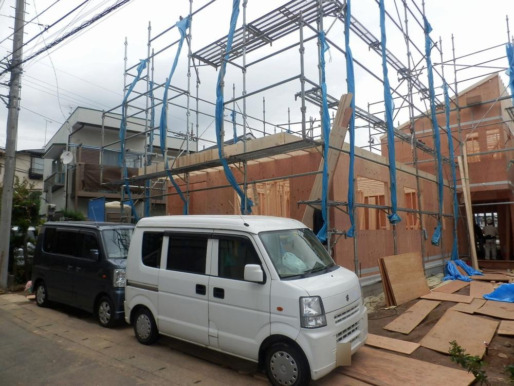 Local appearance photo. Local (10 May 2013) Shooting