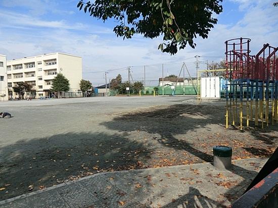 Primary school. 560m to Yokohama City TatsuAsahi Elementary School