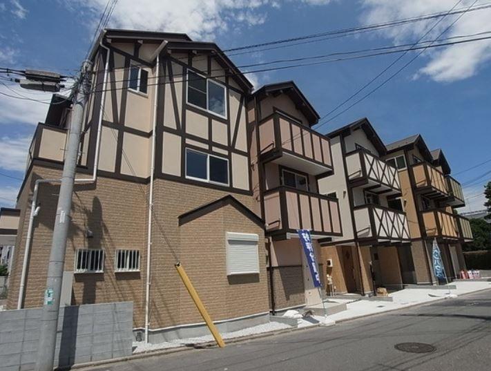 Local appearance photo