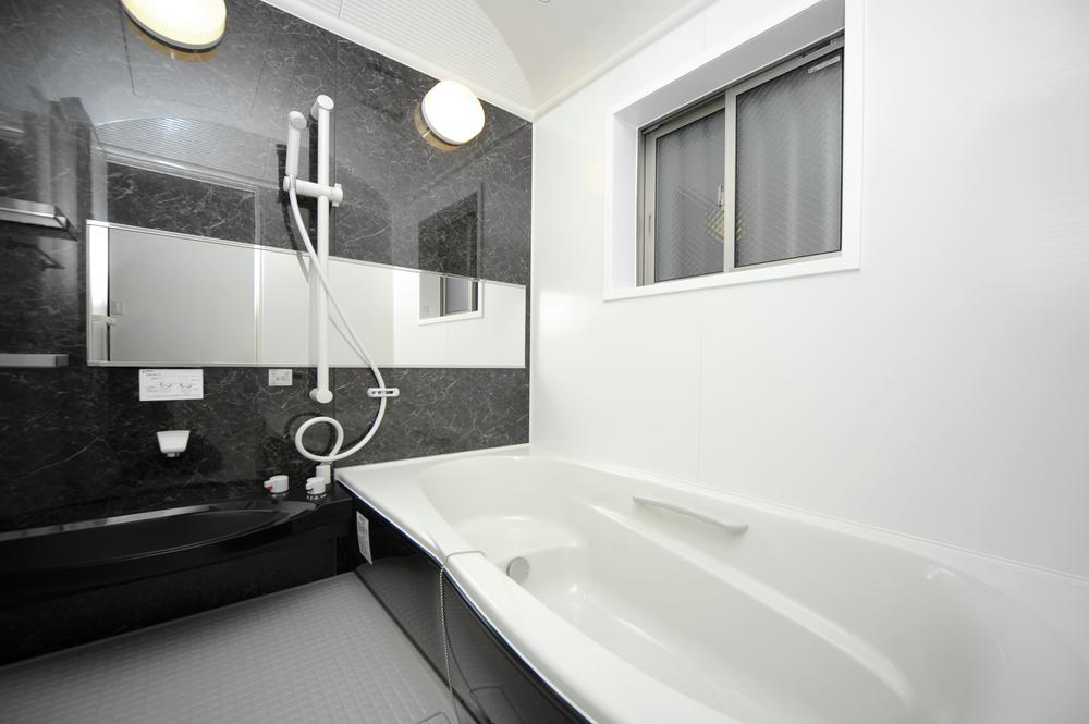 Same specifications photo (bathroom). The bathrooms are spacious and wide mirror have you relax comfortably well into in conjunction with the function outstanding !! clean happy !! children in impressive !! stylish !! (same specification bathroom)