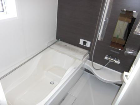 Bathroom. Indoor (12 May 2013) Shooting