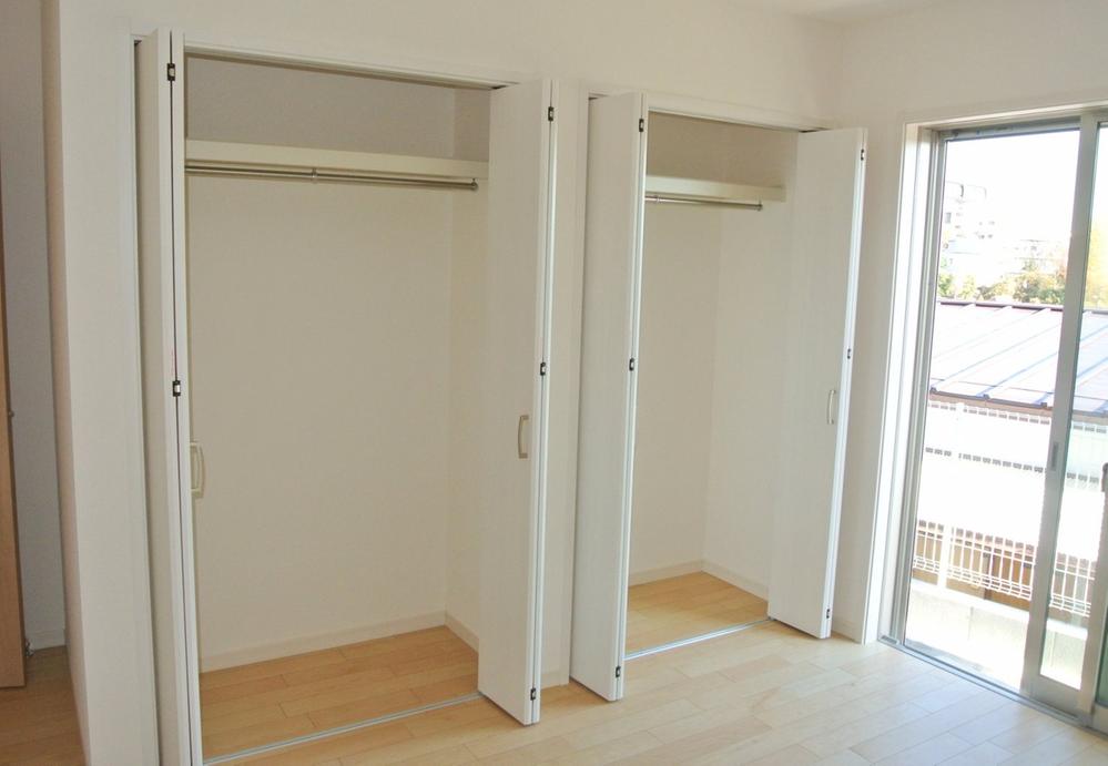 Receipt. Storage abundant closet