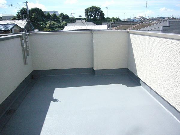 Balcony. Building 2 2013 October 8 shooting