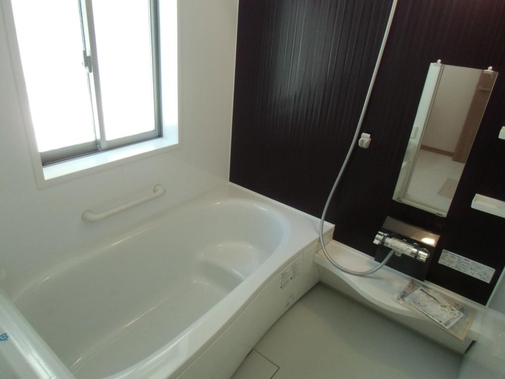 Bathroom. 1 pyeong type bus!