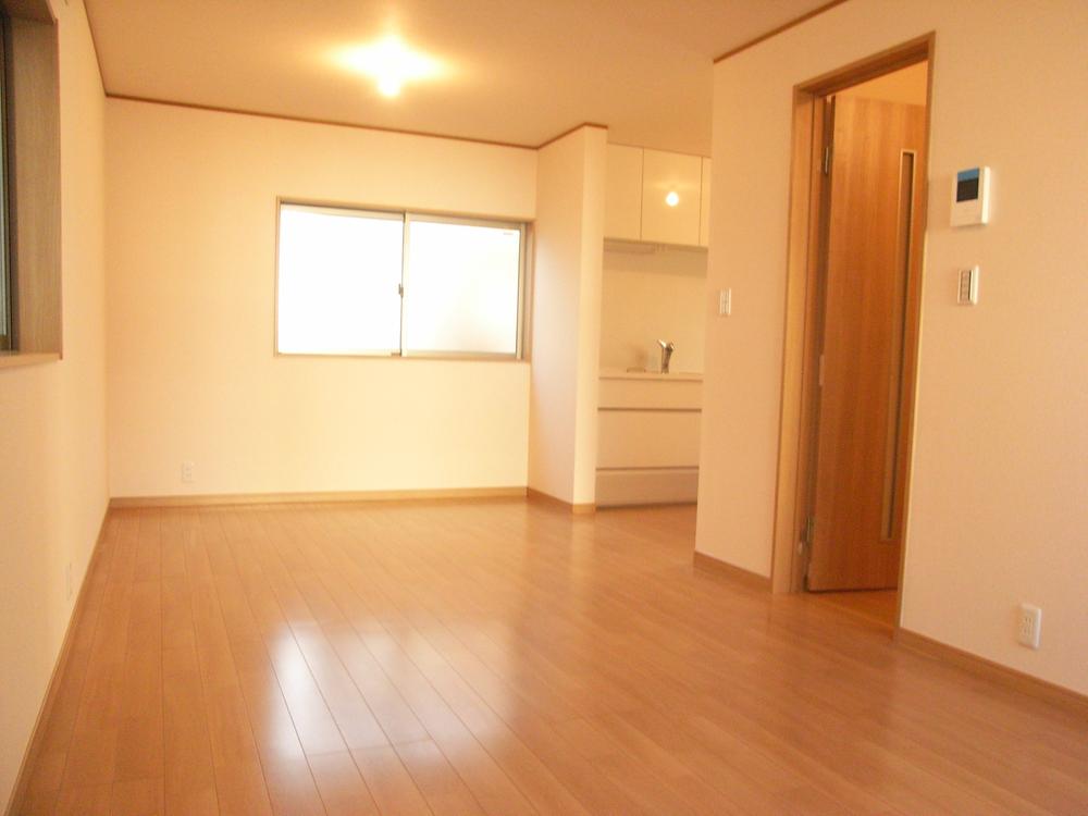 Living. Indoor (11 May 2013) Shooting