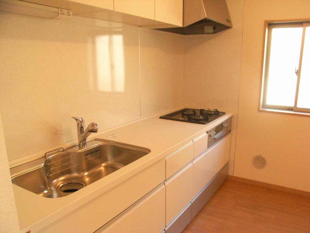 Kitchen. It is a good stand-alone kitchen user-friendly!