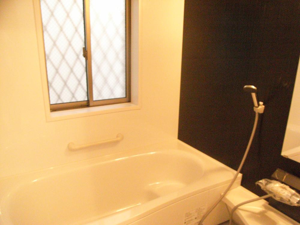 Bathroom. Indoor (11 May 2013) Shooting