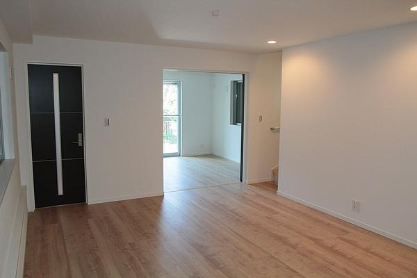 Living. Indoor (10 May 2013) Shooting