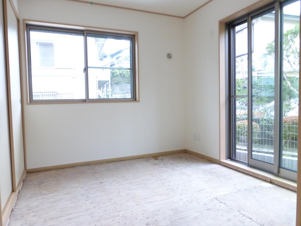 Non-living room. A Building Indoor (November 15, 2013) Shooting