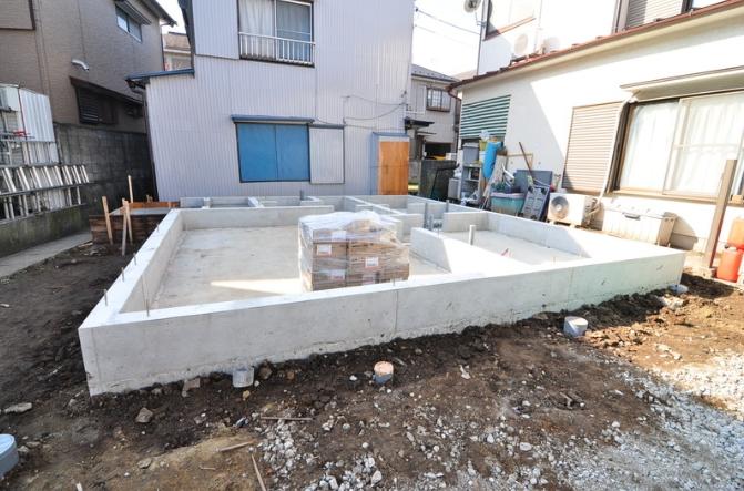 Local appearance photo. Local (12 May 2013) Shooting