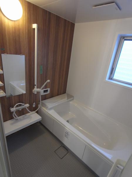 Bathroom. Bathroom (Building 3: 2013 December shooting)