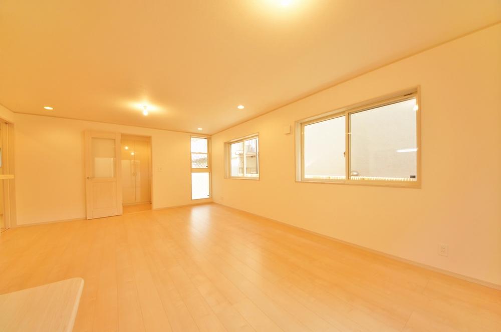 Living. Indoor (11 May 2013) Shooting, Is living can relax comfortably.