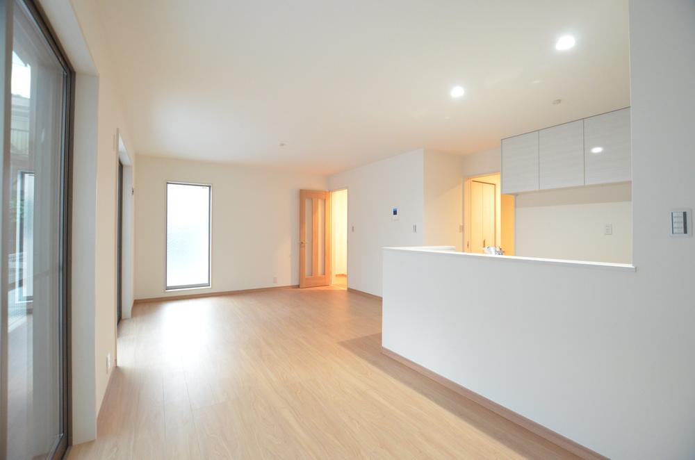 Living. Indoor (10 May 2013) Shooting