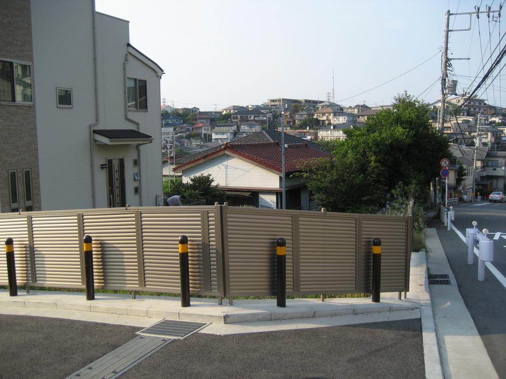 Local photos, including front road. Local (July 2013) Shooting