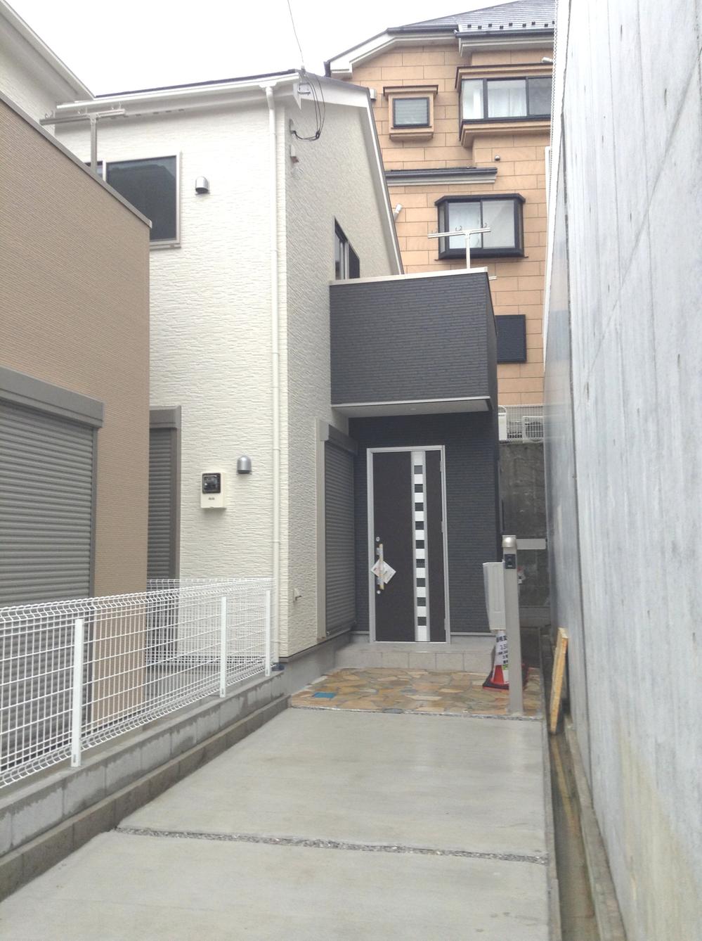 Local appearance photo. Local photo (D Building)