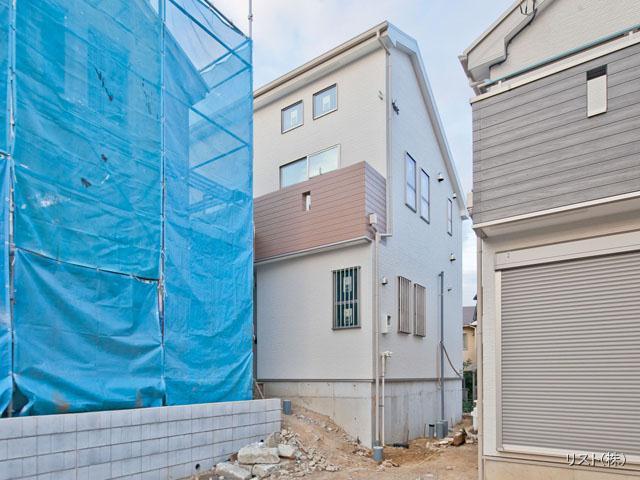 Local appearance photo