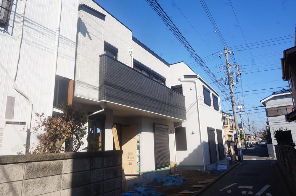 Local appearance photo