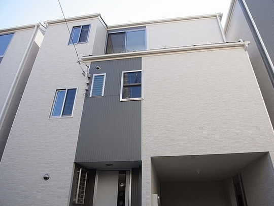 Local appearance photo