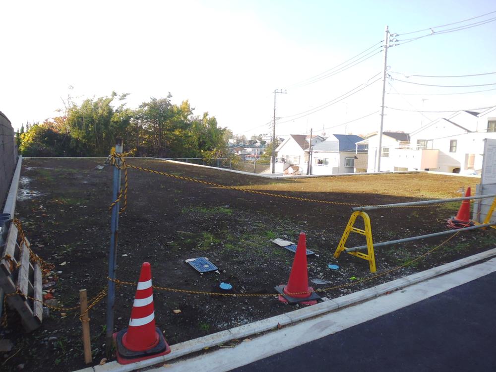 Local appearance photo. Local shooting