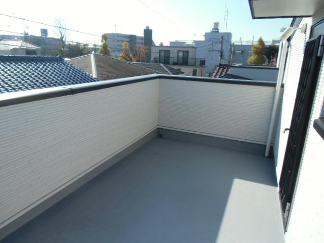 Balcony. A Building Sky balcony (December 2013) Shooting