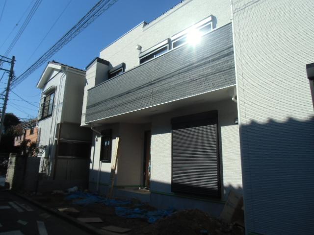 Local appearance photo. B Building appearance (December 2013) Shooting