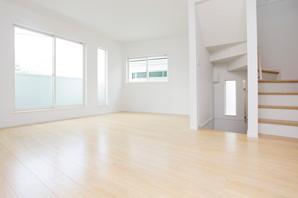 Living room with a bright and airy ・ Dining (No.18 / December 2013 shooting)