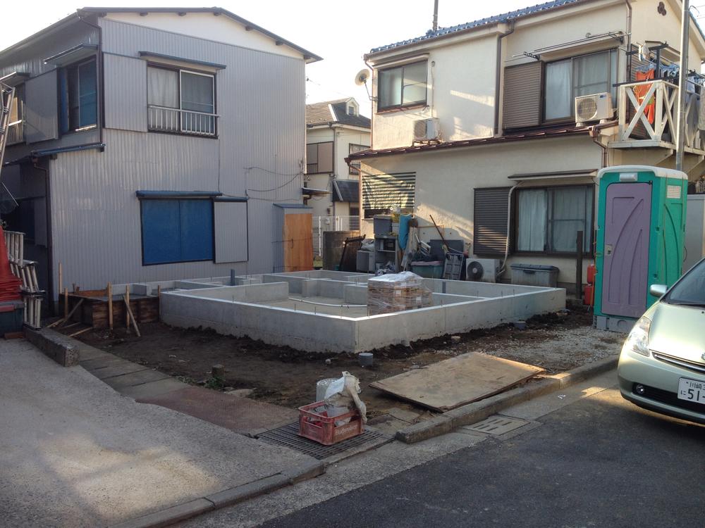 Local appearance photo. Local (11 May 2015) Shooting