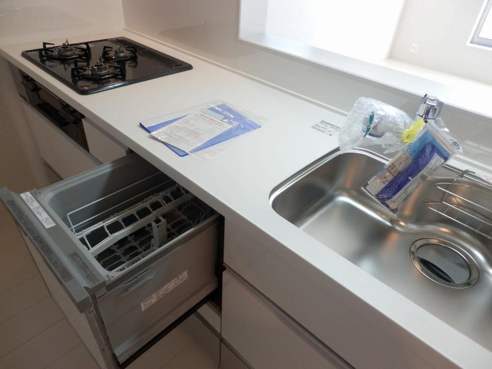 Kitchen. ※ We have with a dishwasher in the kitchen! In addition, since cooking table is wide It is cooking is easy