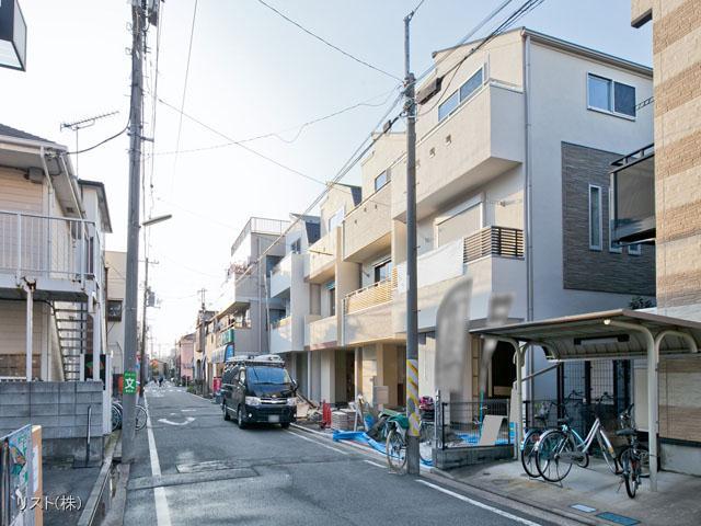 Local photos, including front road