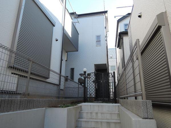 Local appearance photo