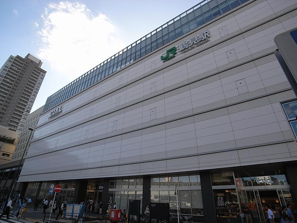 station. The nearest station is the popularity of "Tsurumi" station. City center ・ Access to Yokohama is really convenient.