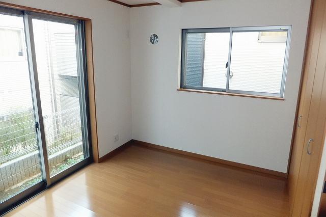 Non-living room. Indoor (December 5, 2013) Shooting