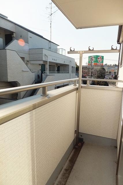 Balcony. (December 5, 2013) Shooting