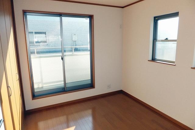 Non-living room. Indoor (December 5, 2013) Shooting