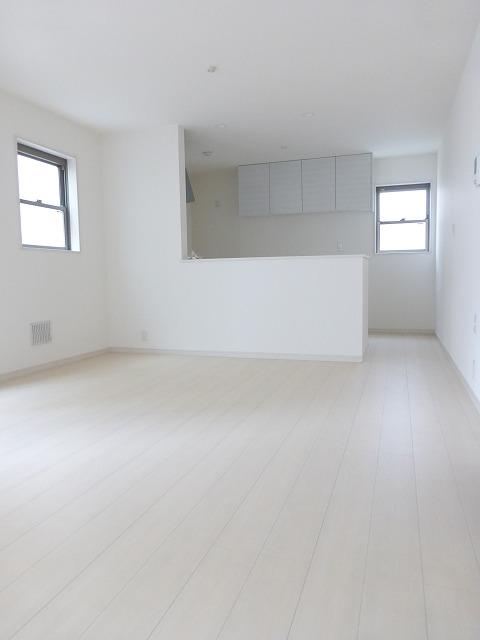 Living. D Building room (August 24, 2013) Shooting