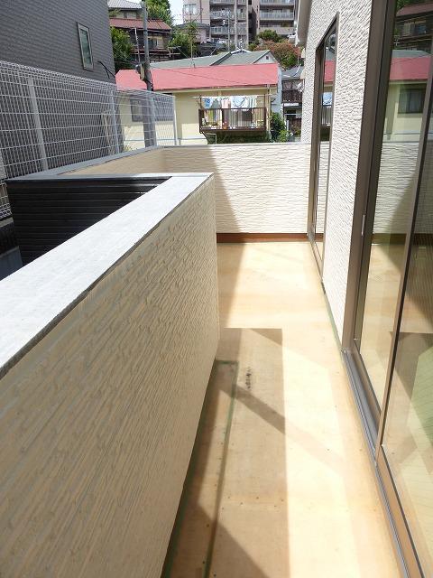 Balcony. D Building room (August 24, 2013) Shooting